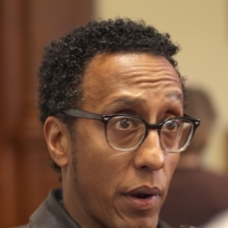 Andre Royo